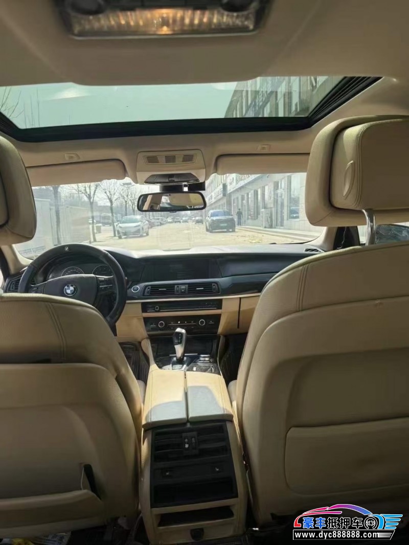 12年宝马5系轿车抵押车出售