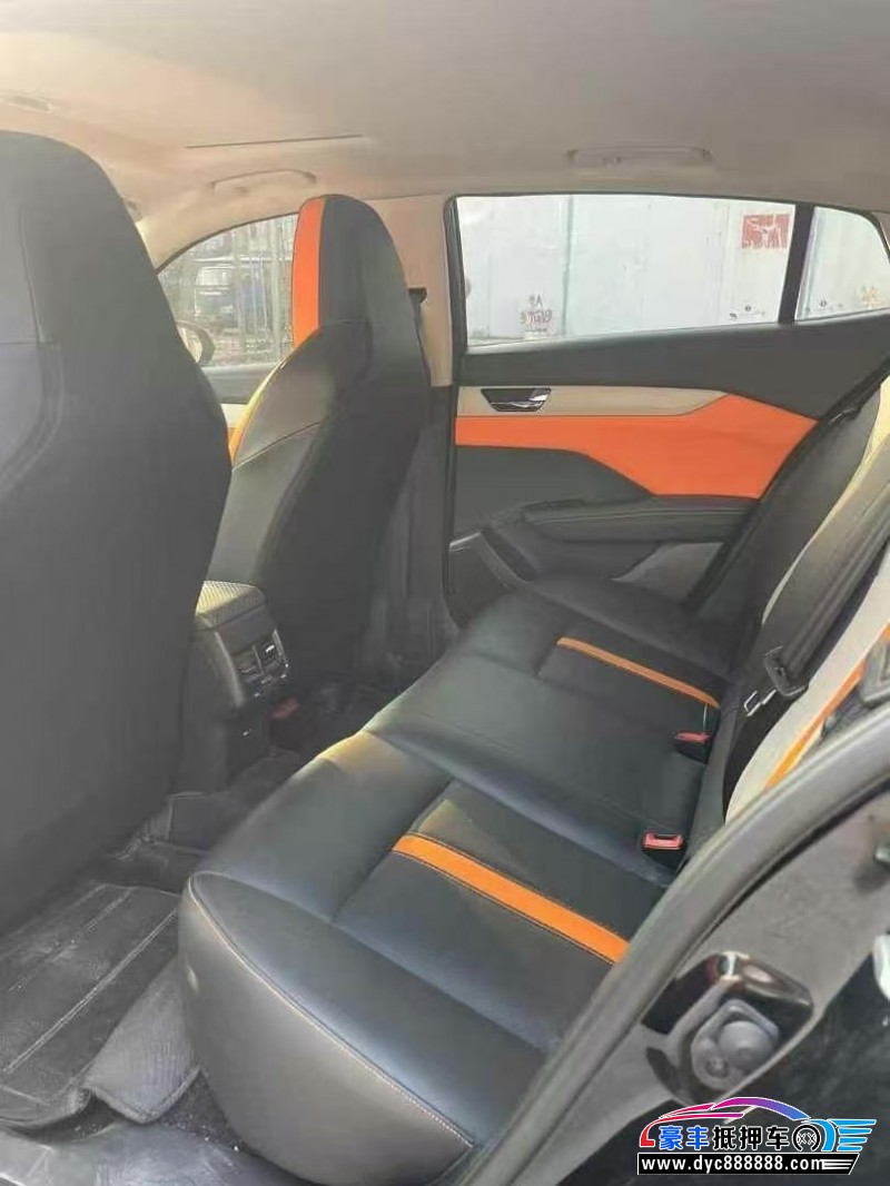 22年东风风神奕炫轿车抵押车出售