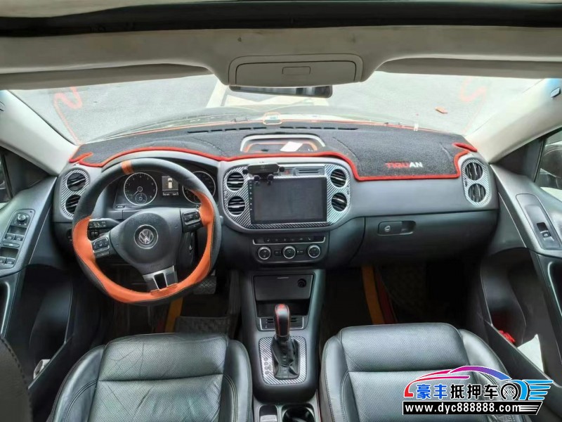 14年大众途观轿车抵押车出售