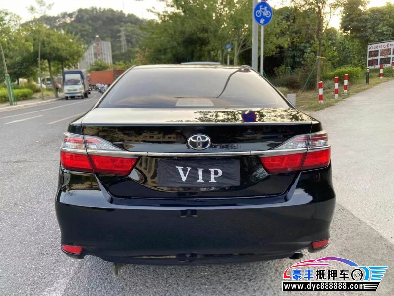 15年丰田凯美瑞轿车抵押车出售