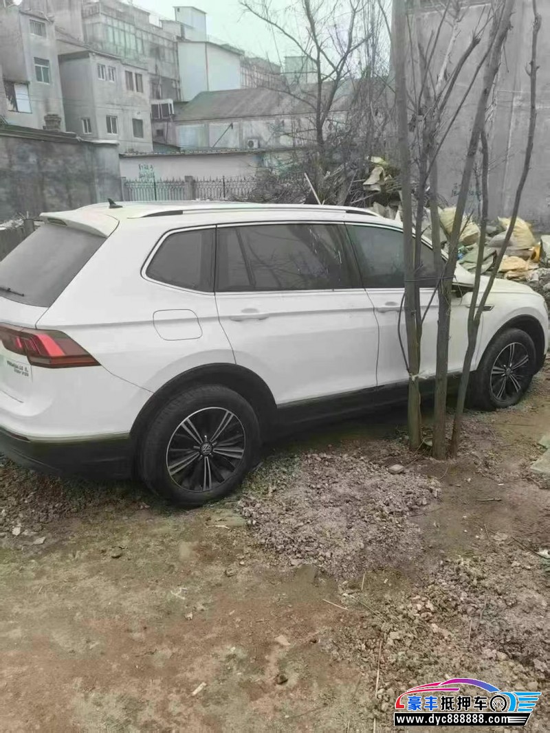 20年大众途观L轿车抵押车出售