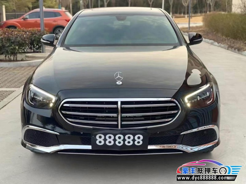 19年奔驰E轿车抵押车出售