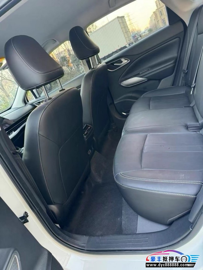 24年埃安炫轿车抵押车出售