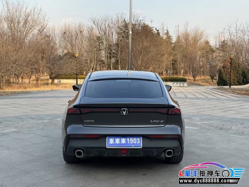 24年长安长安UNI轿车抵押车出售