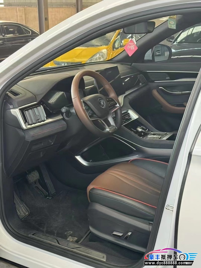 21年比亚迪宋轿车抵押车出售