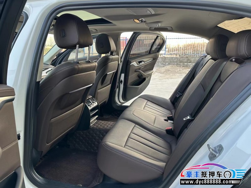 19年宝马5系轿车抵押车出售