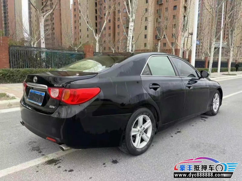 11年丰田锐志轿车抵押车出售