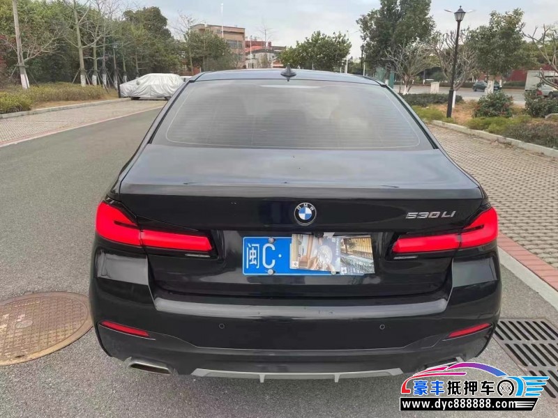 21年宝马5系轿车抵押车出售