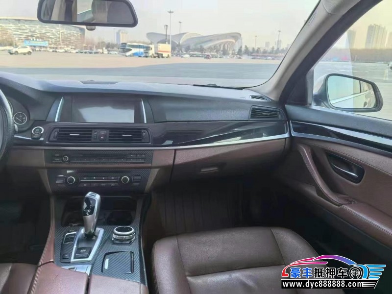 15年宝马5系轿车抵押车出售