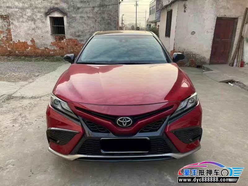 22年丰田凯美瑞轿车抵押车出售