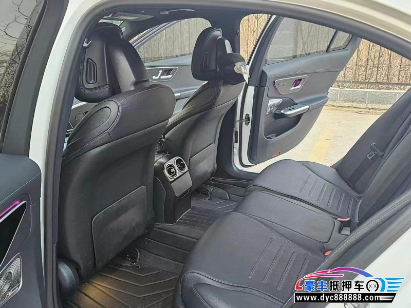 22年奔驰C轿车抵押车出售