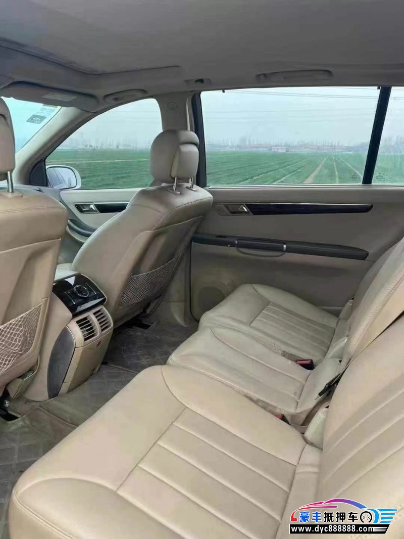 10年奔驰R轿车抵押车出售