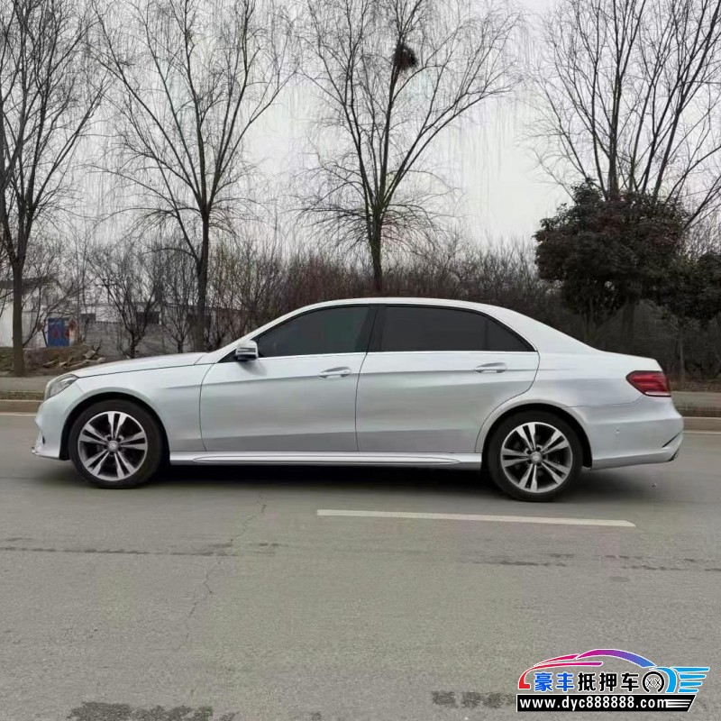 16年奔驰E轿车抵押车出售