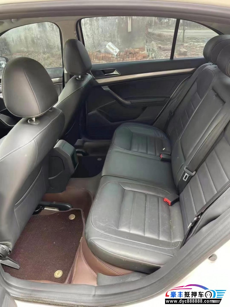 18年大众朗逸轿车抵押车出售