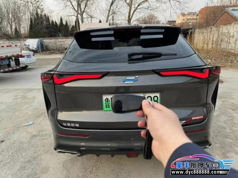 24年长安欧尚Z6轿车抵押车出售