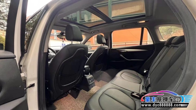 18年宝马X1轿车抵押车出售