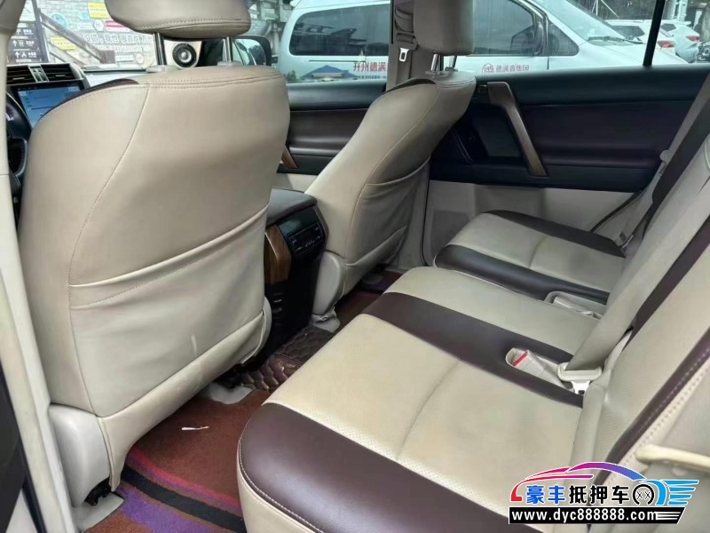 13年丰田普拉多（霸道）轿车抵押车出售