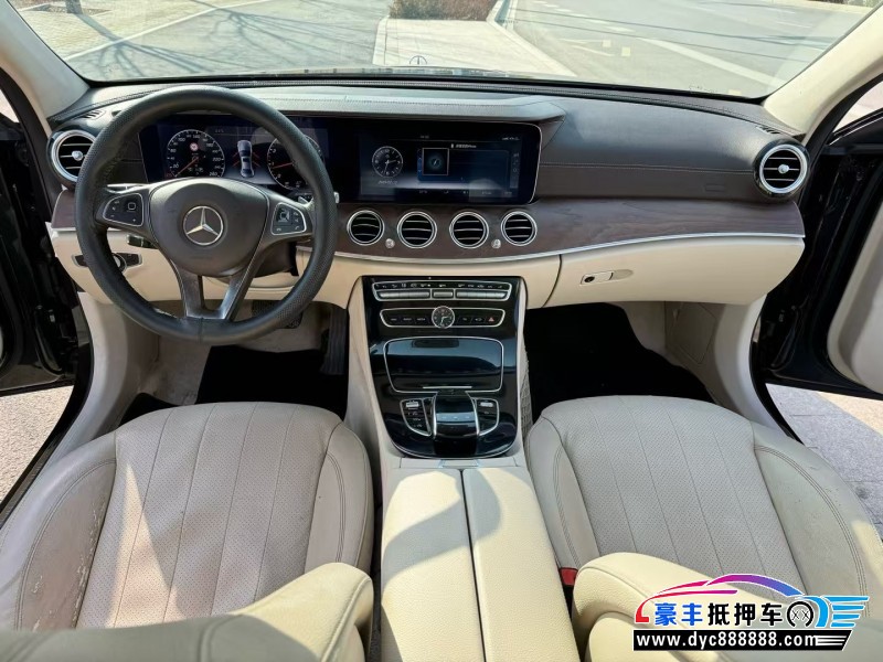 17年奔驰E轿车抵押车出售