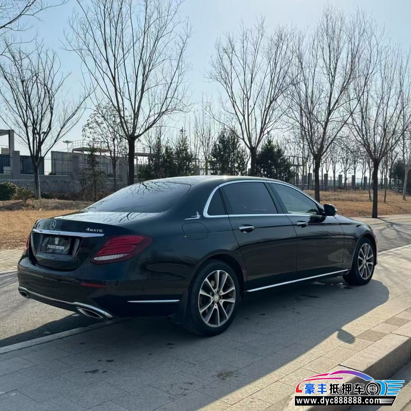 17年奔驰E轿车抵押车出售