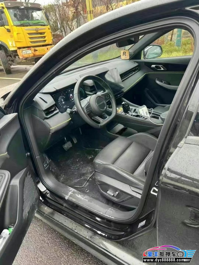 23年领克03轿车抵押车出售