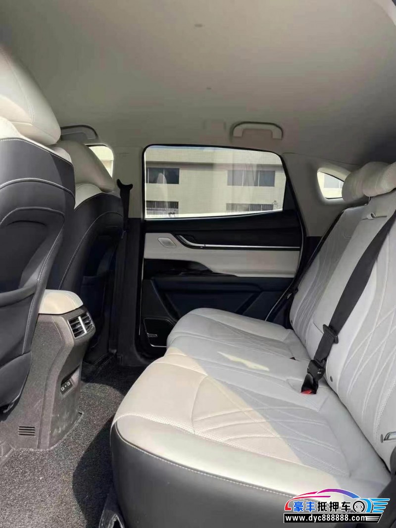 24年奇瑞舒享家轿车抵押车出售