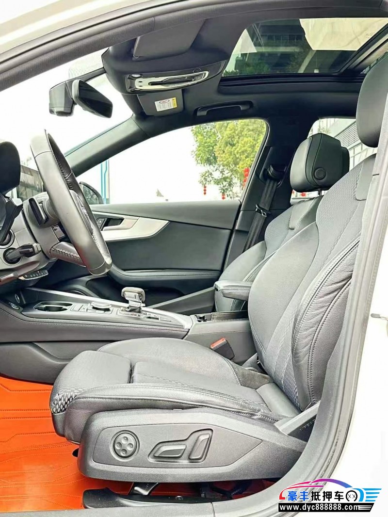 20年奥迪A4L轿车抵押车出售