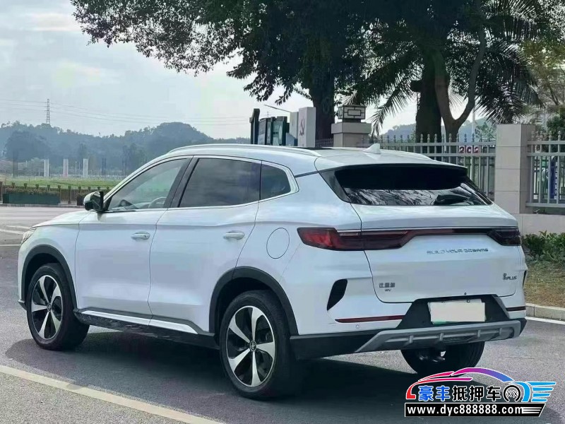 23年比亚迪宋轿车抵押车出售