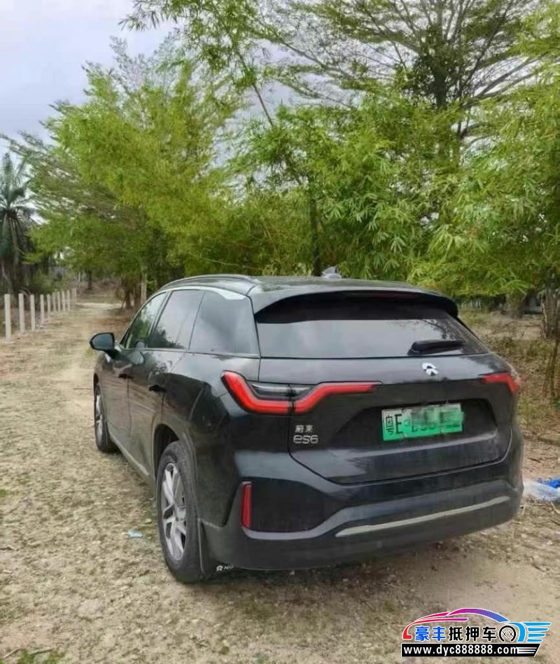 21年蔚来ES6轿车抵押车出售