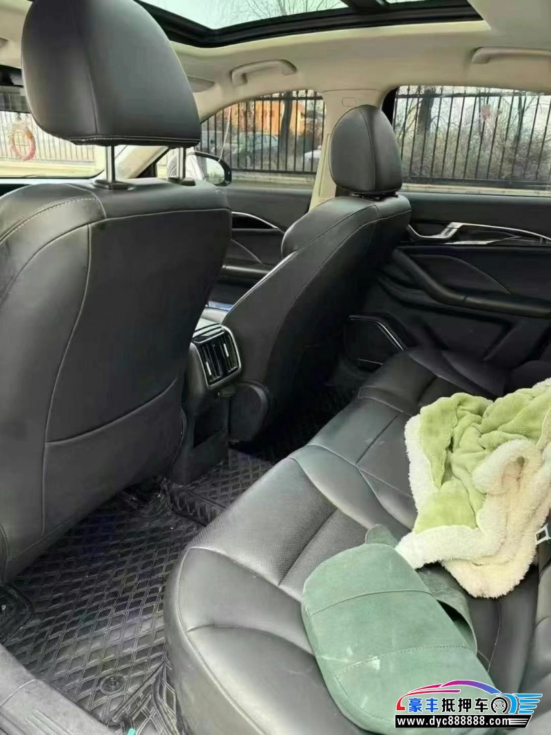 24年奔腾B70轿车抵押车出售