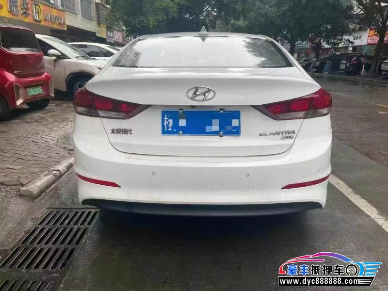 18年现代领动轿车抵押车出售