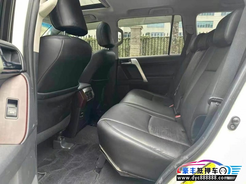 14年丰田普拉多（霸道）轿车抵押车出售