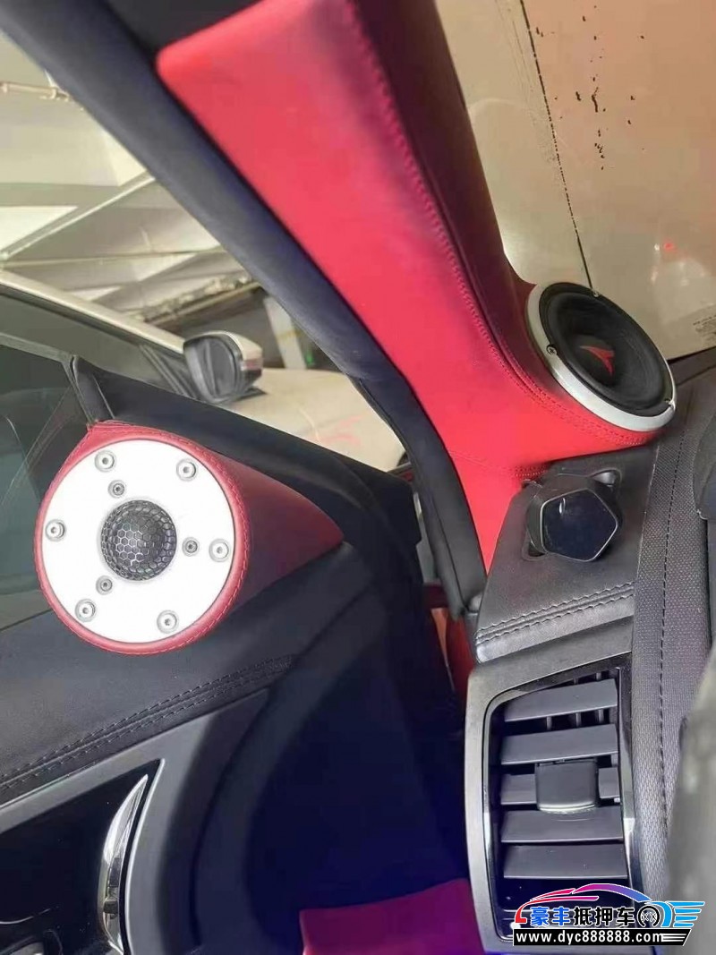 17年捷豹F-Type轿车抵押车出售