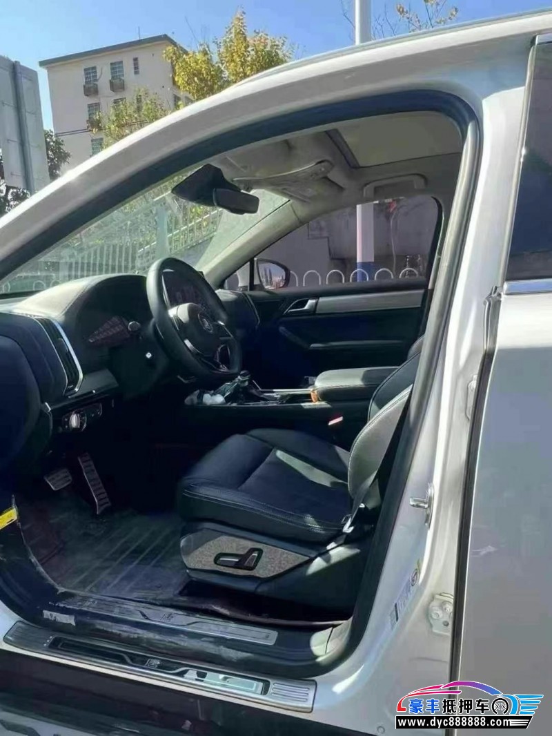 18年比亚迪唐轿车抵押车出售