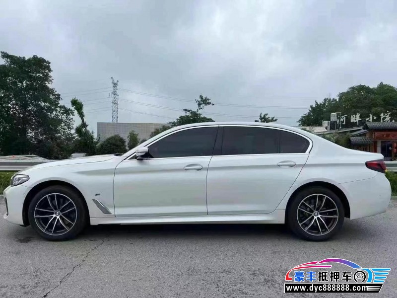 21年宝马5系轿车抵押车出售