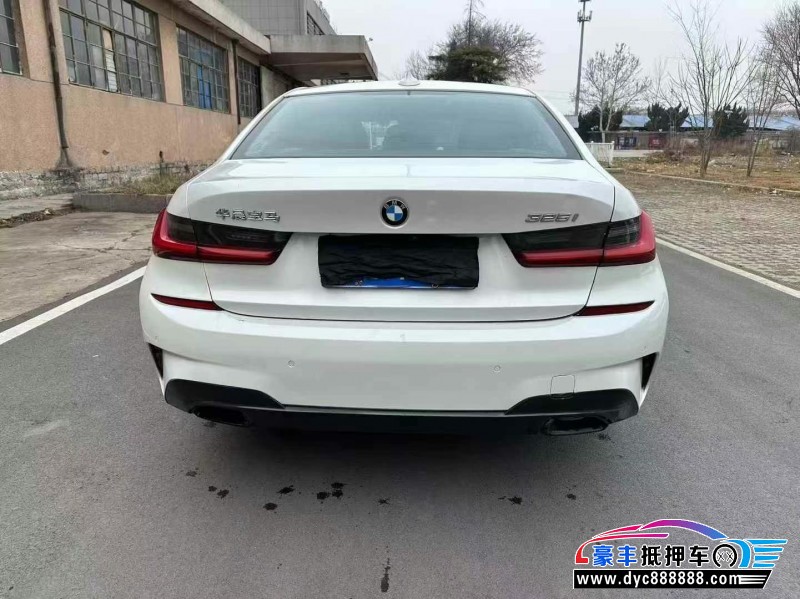 20年宝马3系轿车抵押车出售