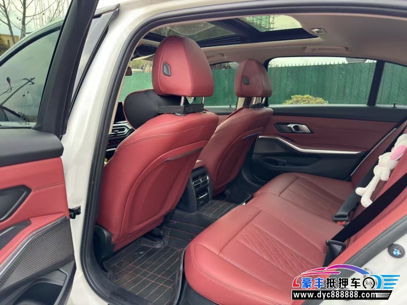 23年宝马3系轿车抵押车出售