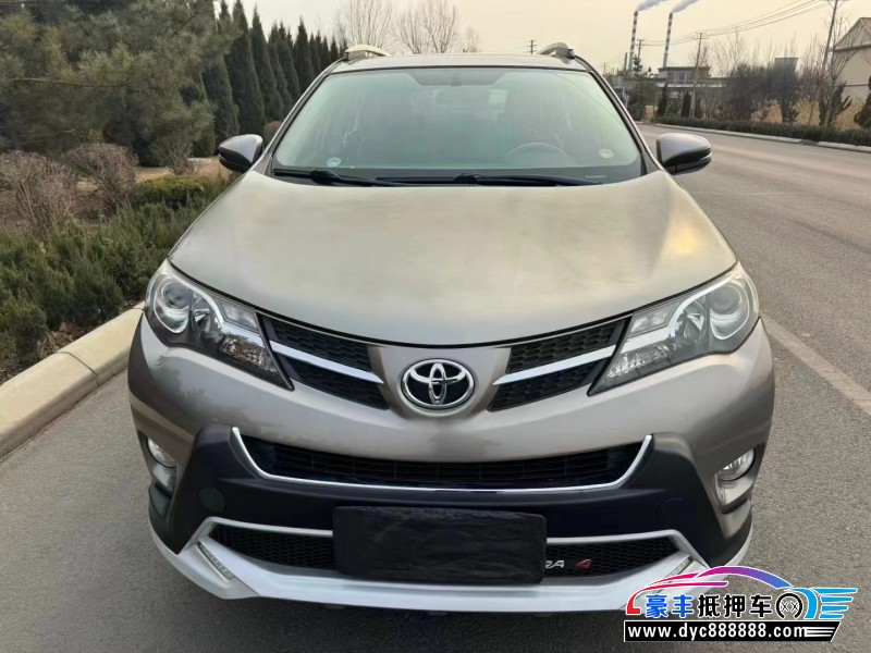 15年丰田RAV4轿车抵押车出售