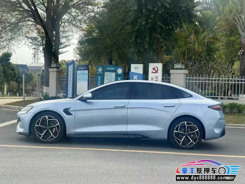 22年比亚迪海豹轿车抵押车出售