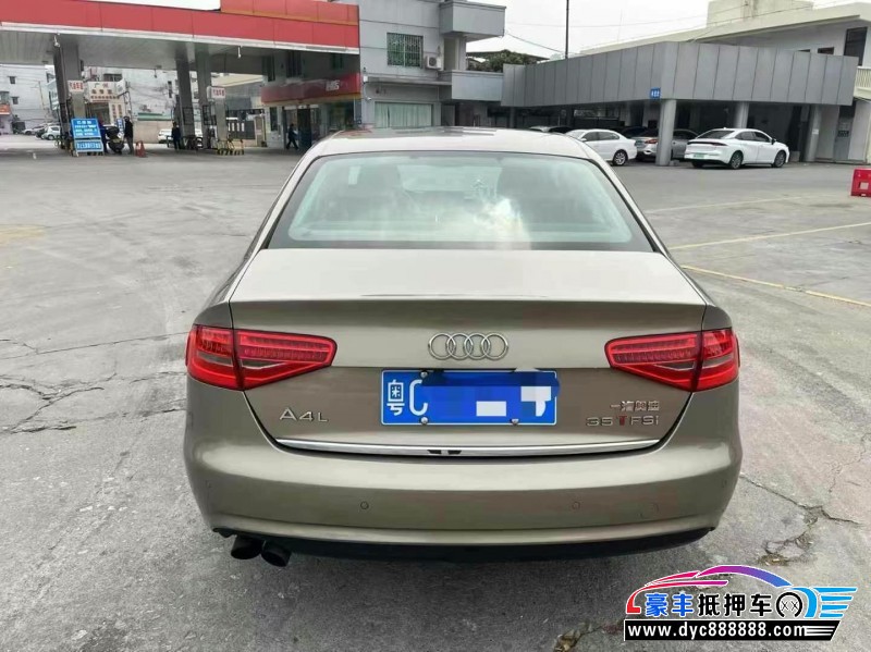 12年奥迪A4L轿车抵押车出售