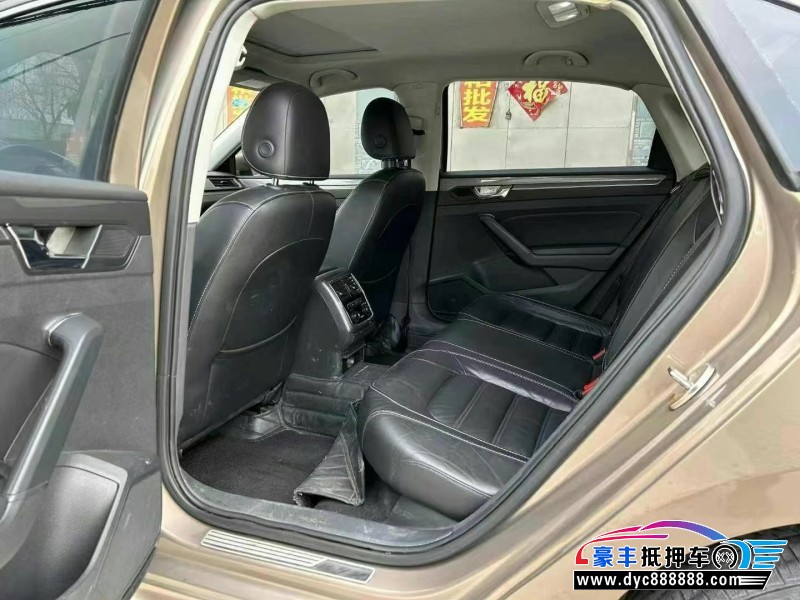 17年大众帕萨特轿车抵押车出售