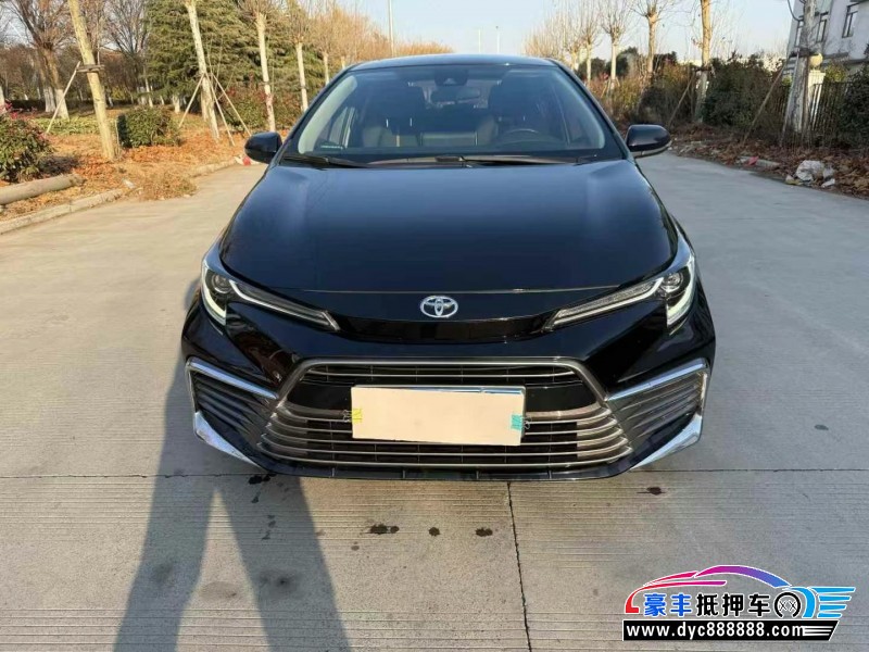 22年丰田凌尚轿车抵押车出售