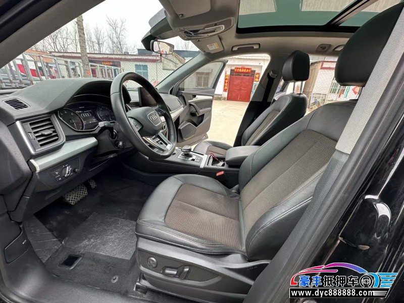 21年奥迪Q5轿车抵押车出售