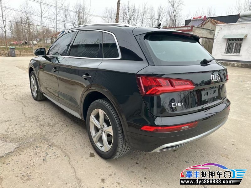 21年奥迪Q5轿车抵押车出售