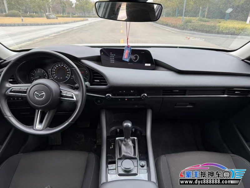 22年马自达昂克赛拉轿车抵押车出售