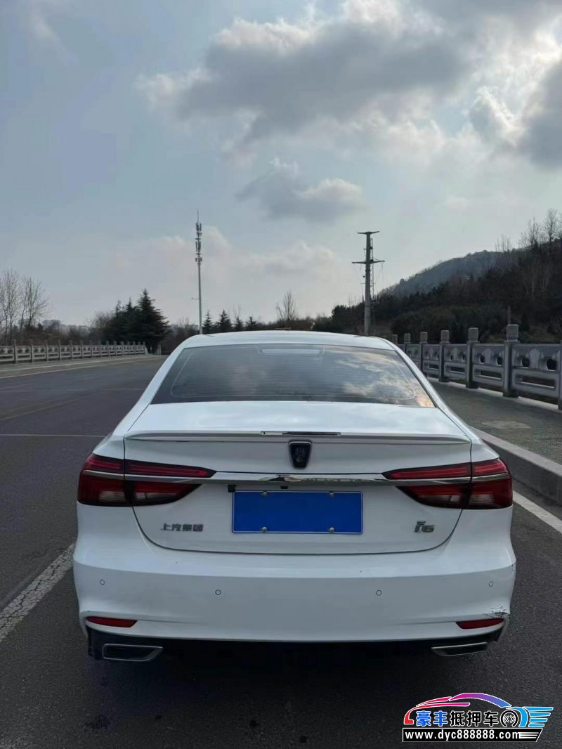 22年荣威i6轿车抵押车出售