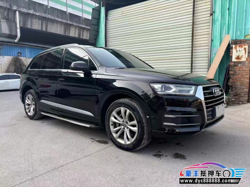 17年奥迪Q7轿车抵押车出售