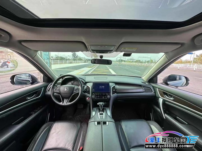 17年本田冠道轿车抵押车出售