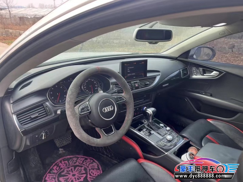 17年奥迪A7轿车抵押车出售