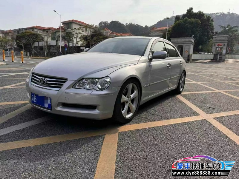 10年丰田锐志轿车抵押车出售