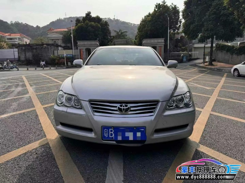 10年丰田锐志轿车抵押车出售